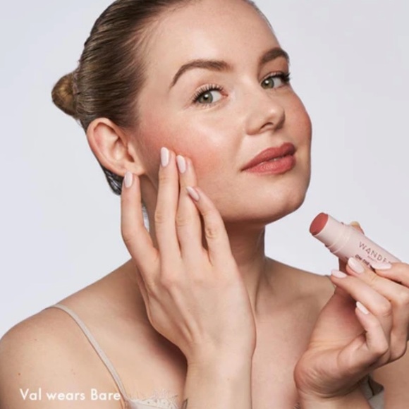 Wander Beauty On-The-Glow Blush & Illuminator - Picture 13 of 16